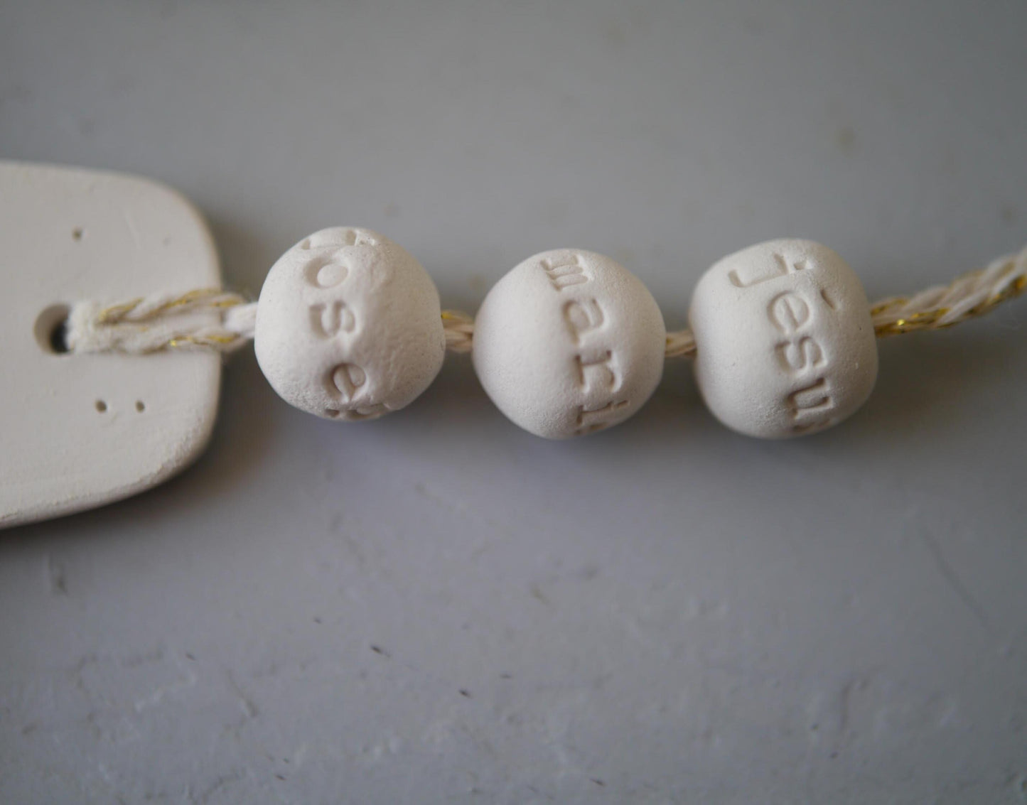 croix céramique murale