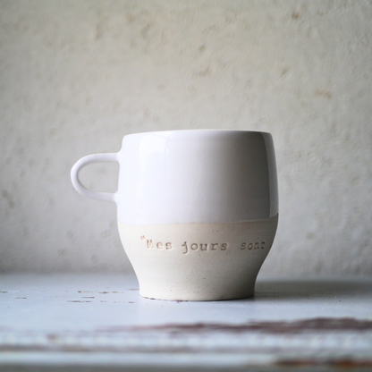 Petite tasse blanche