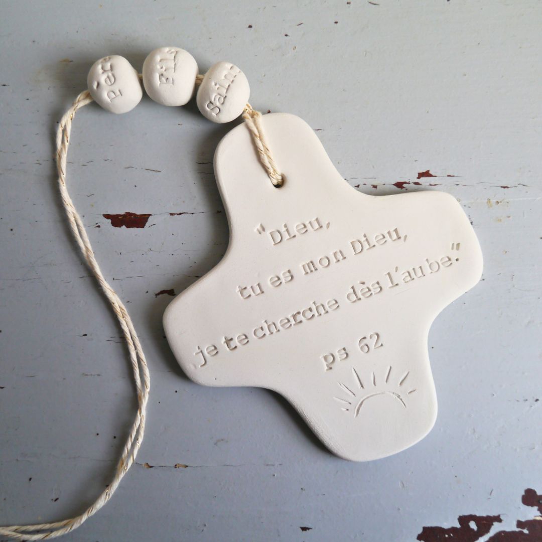 Croix Céramique Murale