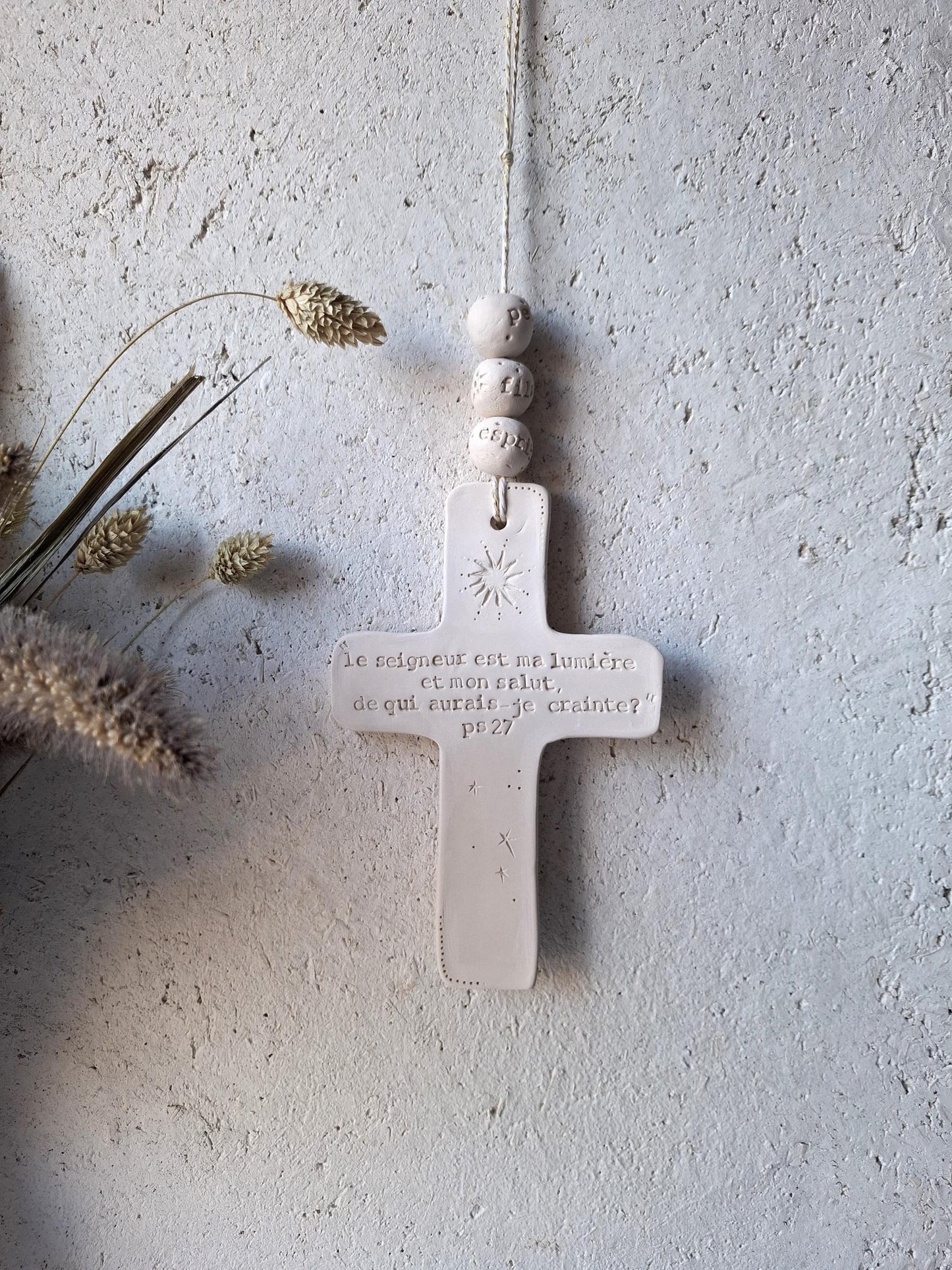 Croix murale céramique