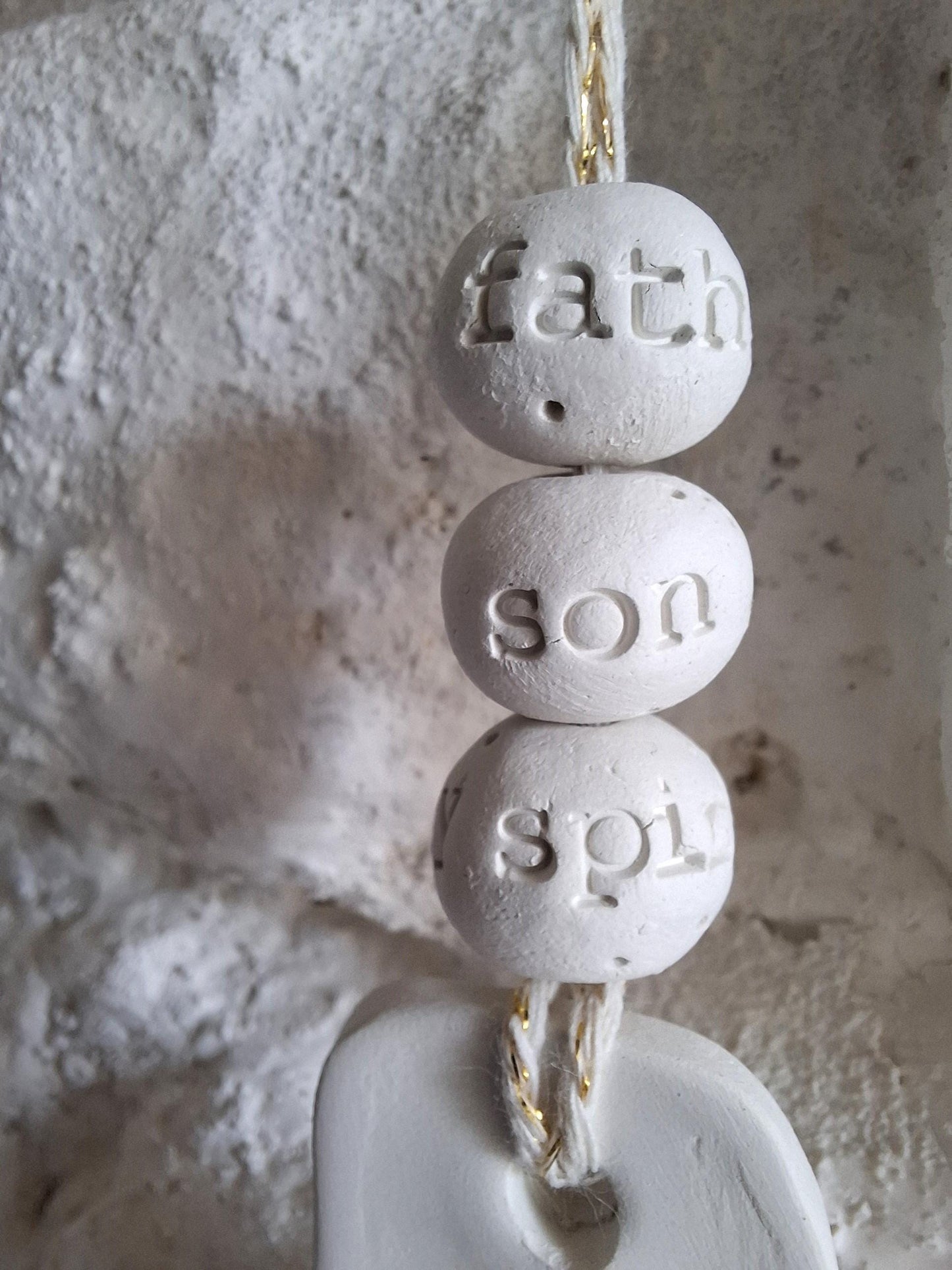 croix céramique murale