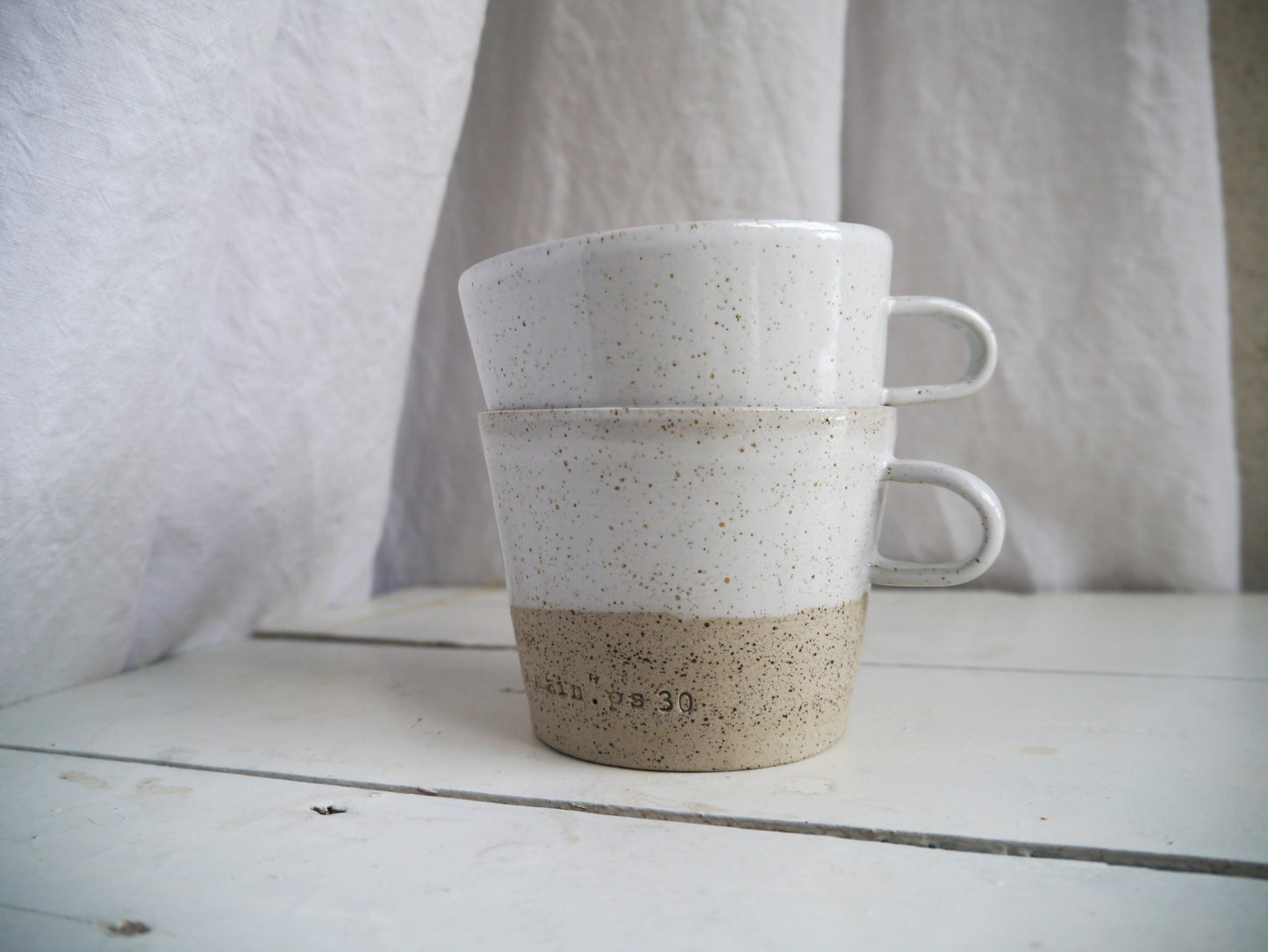 DUO de tasses,  PRIERE "dieu tu es mon dieu, je te cherche dès l'aube...mon âme a soif de toi" ps62