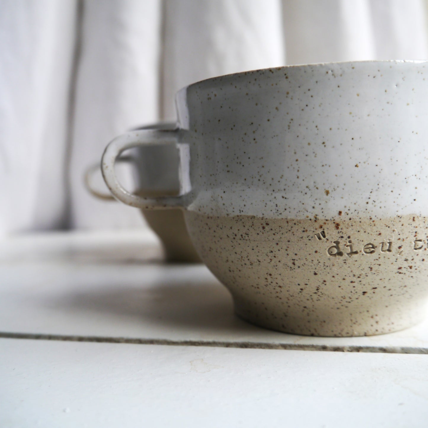 DUO de grandes tasses blanches