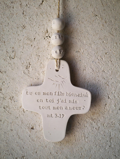 Croix céramique murale