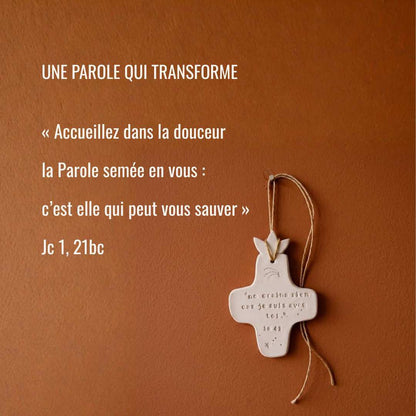 Croix Céramique Murale